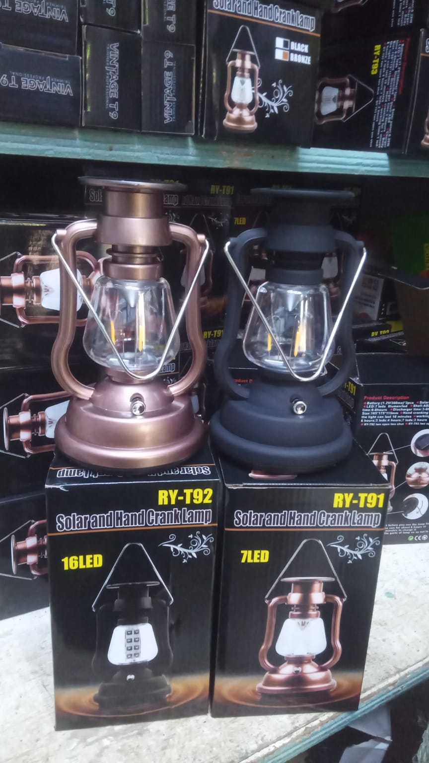Solar and Hand Crank Lamp